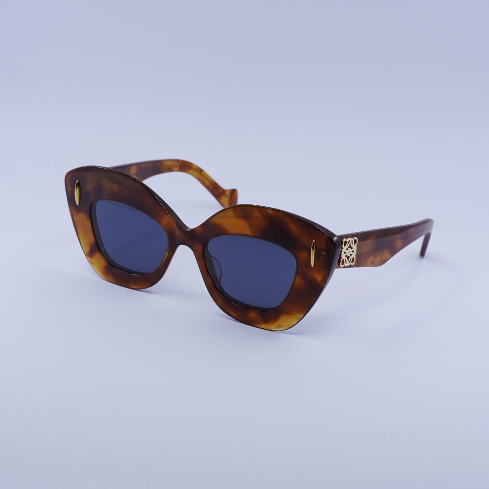 Loewe LW40127I 53V Sunglasses Blonde Havana Cat Eye Frame, Blue Lenses